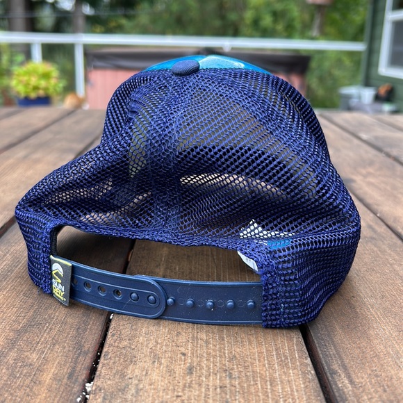 Nearly New Barn Owl Trucker Hat Kids or Small adult - Picture 2 of 4